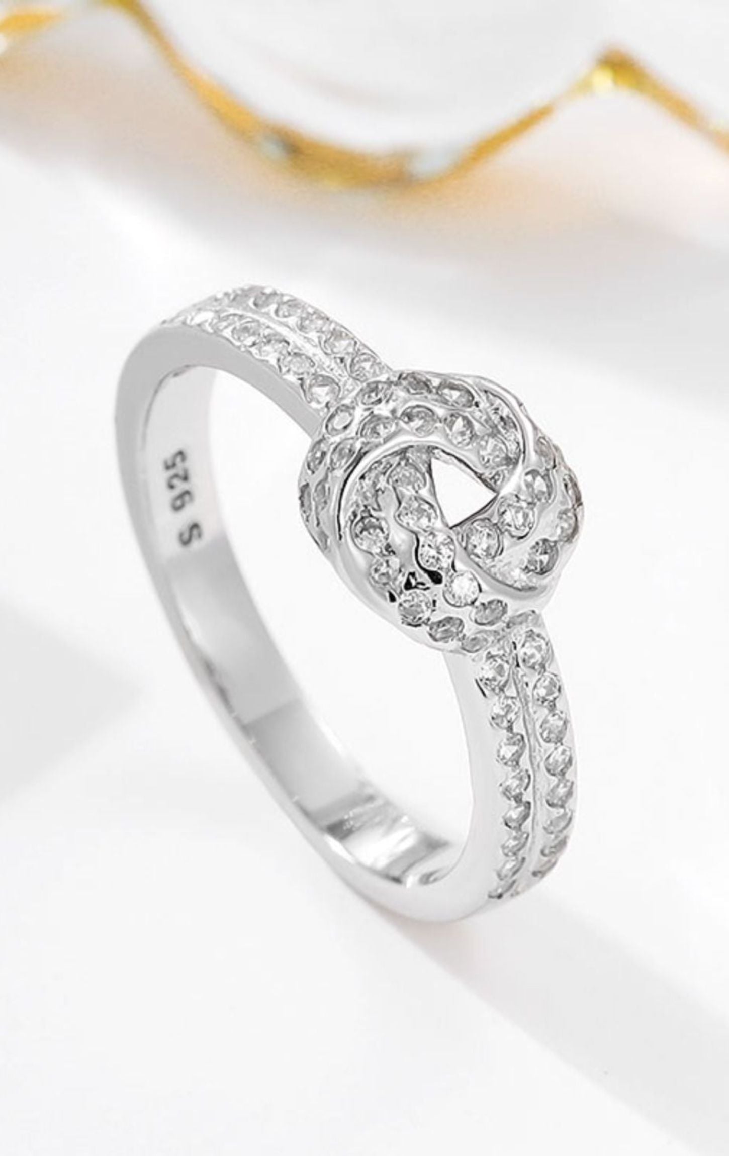 925 Sterling Silver Zircon Embedded Knot Ring